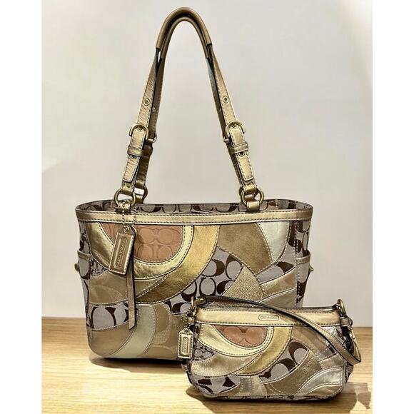 Y2K Coach 12740 Limited Edition Patchwork Gallery Tote & Wristlet - Picture 15 of 15